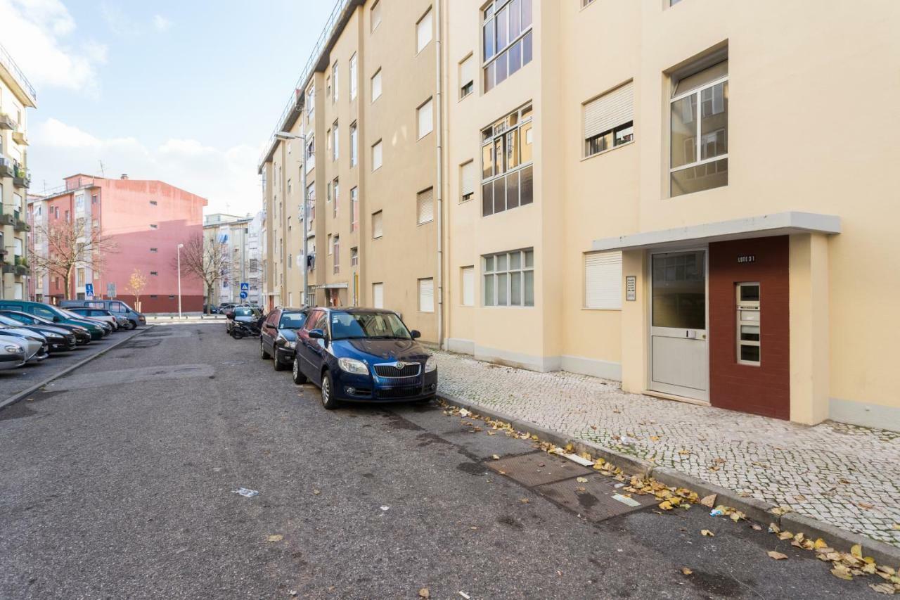 Apartment Flh Charming Flat Near Zoo Lisbon